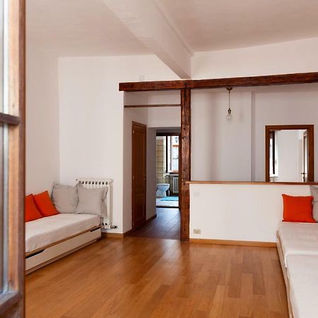 Maison Isabella - Appartamento Nel Cuore Di Aosta Dış mekan fotoğraf